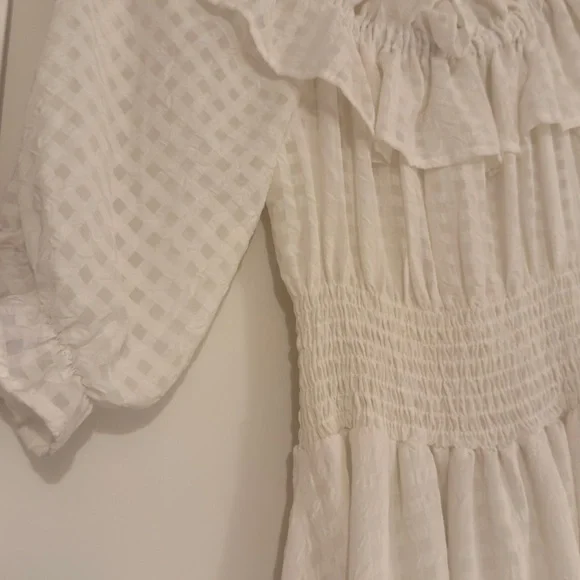 White Textured Smocked Midi Dress with Ruffle Collar - Picture 3 of 3